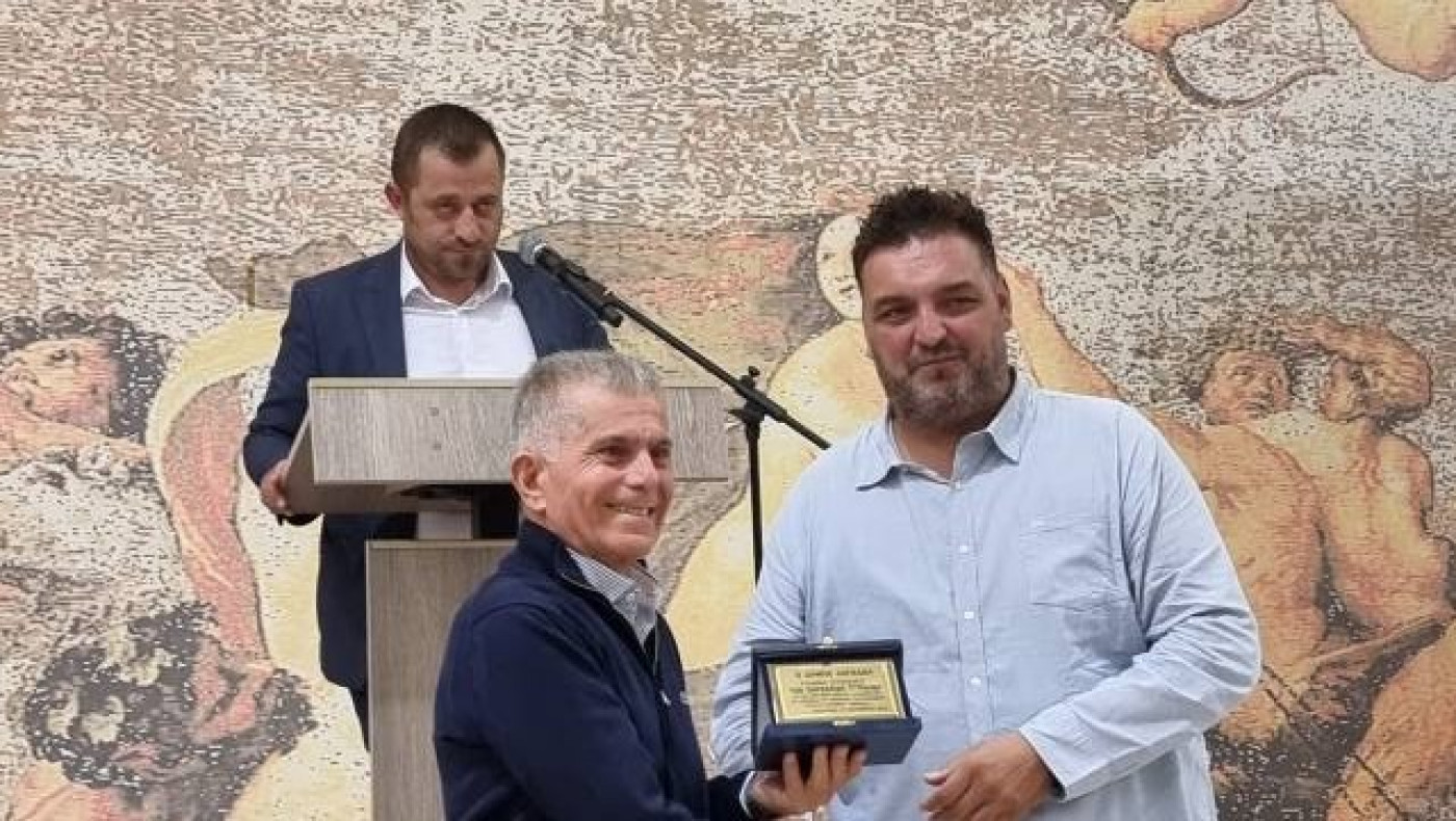 Βράβευση Παρχαρίδη από τον Δήμο Λαγκαδά