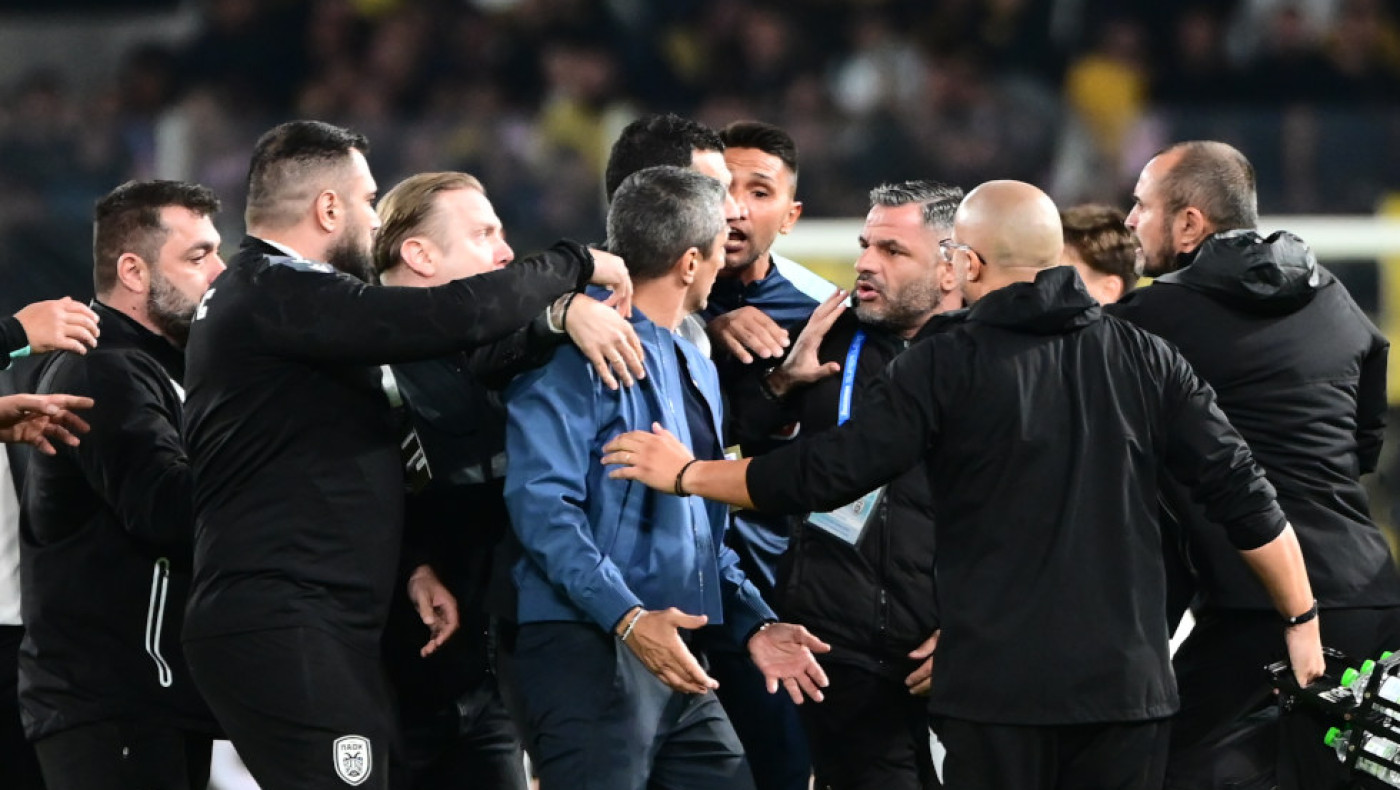 ΣΚΑΝΔΑΛΟ: Ποινή 23 ημερών στον Ραζβάν Λουτσέσκου από τη Super League - Καταθέτει έφεση ο ΠΑΟΚ