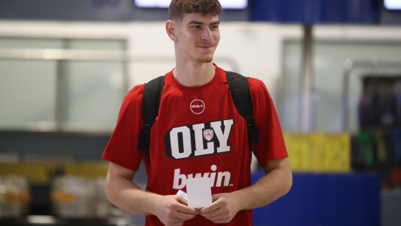 Ολυμπιακός: Ποιος είναι ο 18χρονος Στέφανος Σπάρταλης που έπαιξε με Καρδίτσα