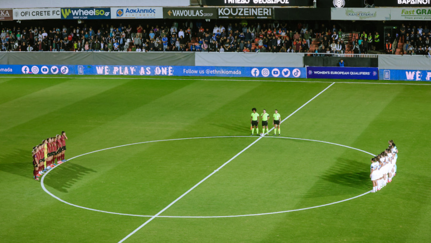 Εθνική γυναικών: Ενός λεπτού σιγή για τον Μπάλντοκ και μαύρο περιβραχιόνιο