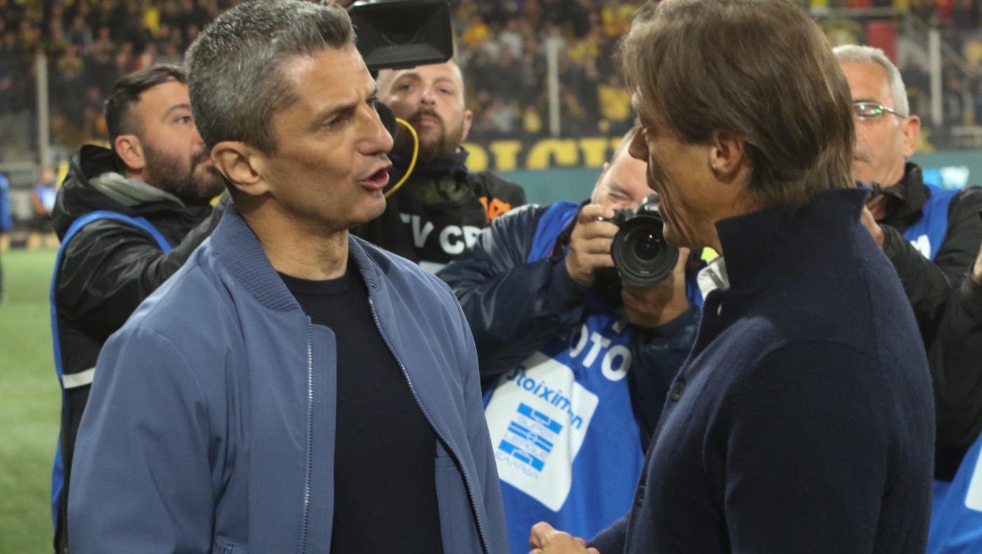 Παραποιημένα γεγονότα και μισές αλήθειες στις διαρροές της ΑΕΚ για να φορτωθεί τα πάντα ο Λουτσέσκου