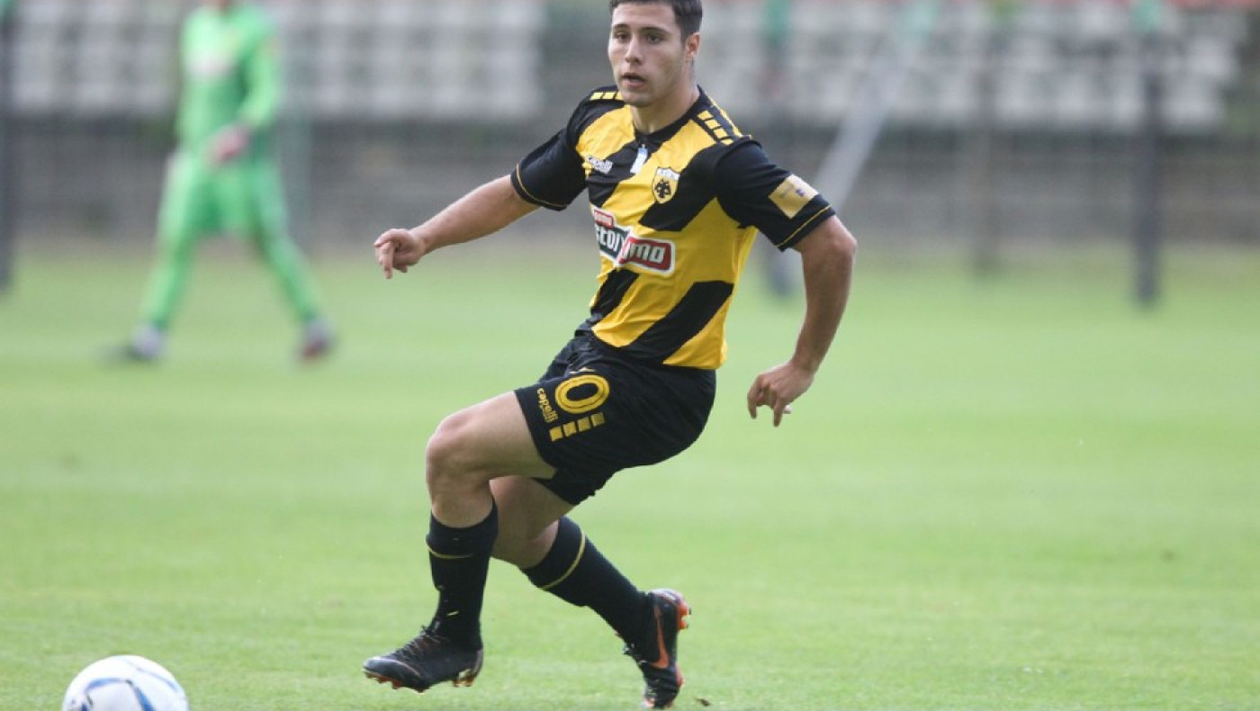 Γιάννης-Φοίβος Μπότος: Ποιος είναι ο Έλληνας που διαπρέπει στην Τσεχία