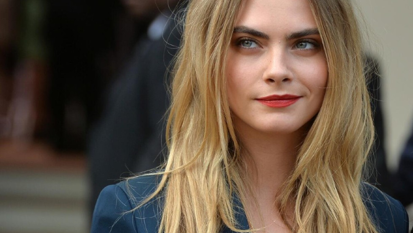 Cara Delevigne-Έξαλλη με την εκλογή Τραμπ: «Φασίστες, μισογύνηδες, φανατικοί και ψεύτες»