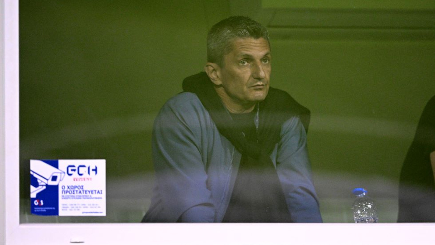 Ασκήσεις ψυχραιμίας του Λουτσέσκου σε υβριστική επίθεση