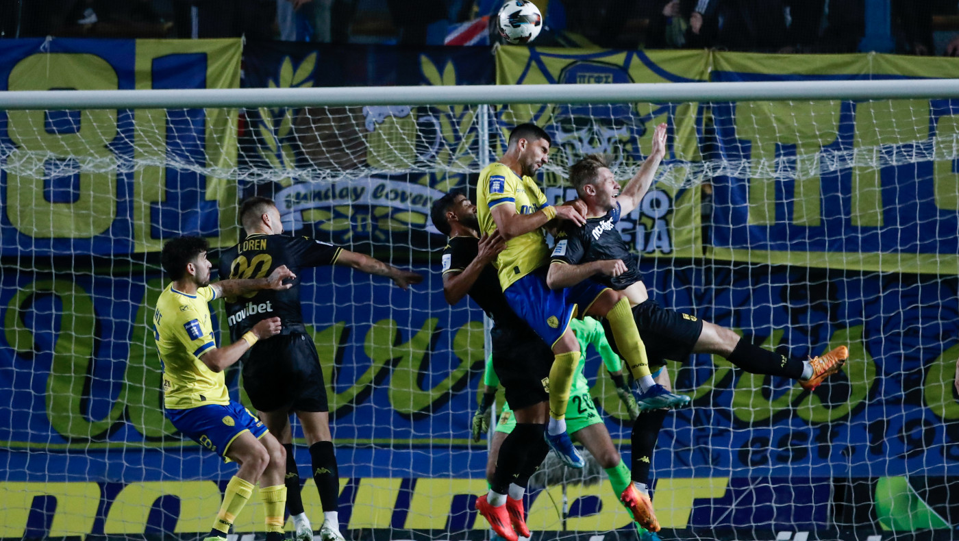 Στράντζαλης: «Ήττα με το έτσι θέλω για Άρη, κανείς δεν κατάλαβε γιατί ακυρώθηκε το γκολ του Μανού»