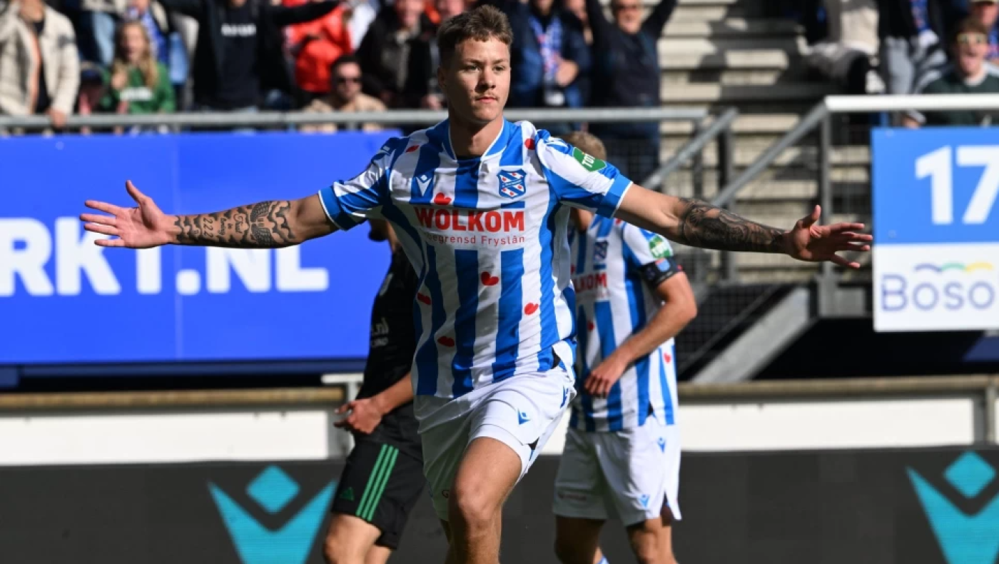 Δημήτρης Ράλλης: Ποιος είναι ο 19χρονος που θα φορέσει το εθνόσημο και έχει τρελάνει τον Φαν Πέρσι