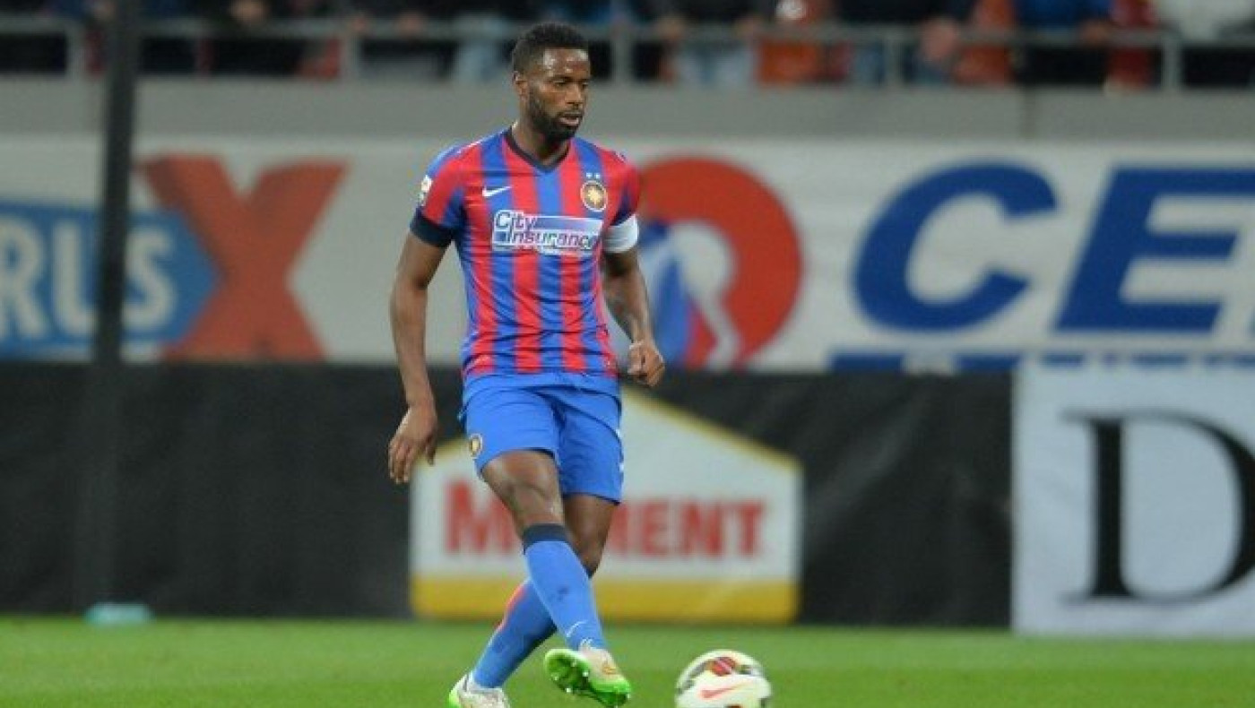 Γεμάτο    ρόστερ,   Κρέσπο,   Βαρέλα   και Ζοζούλια