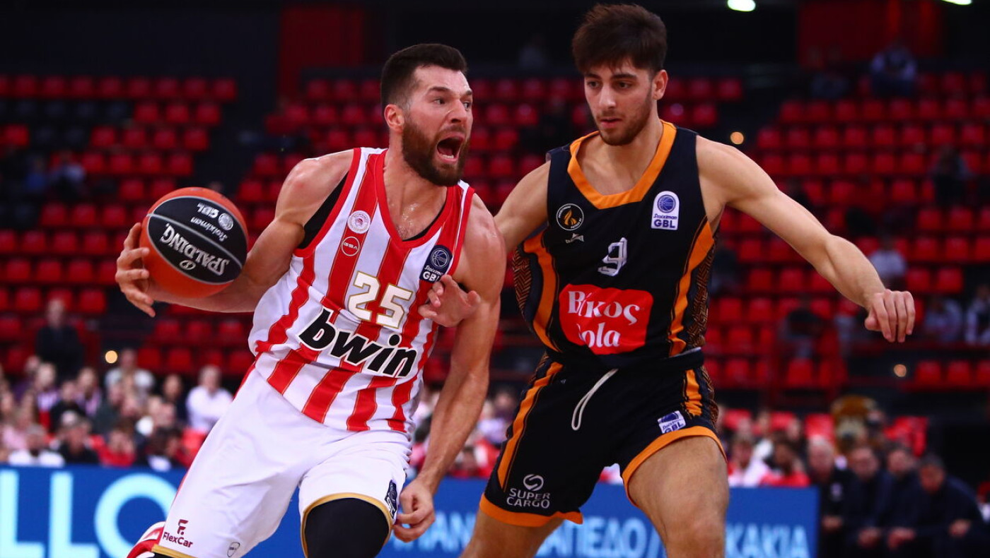 100άρα ο Ολυμπιακός