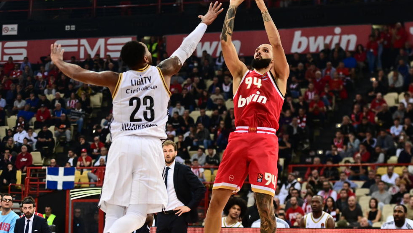 Ο Ολυμπιακός κρατά για... πάντα τον Φουρνιέ στο ΣΕΦ