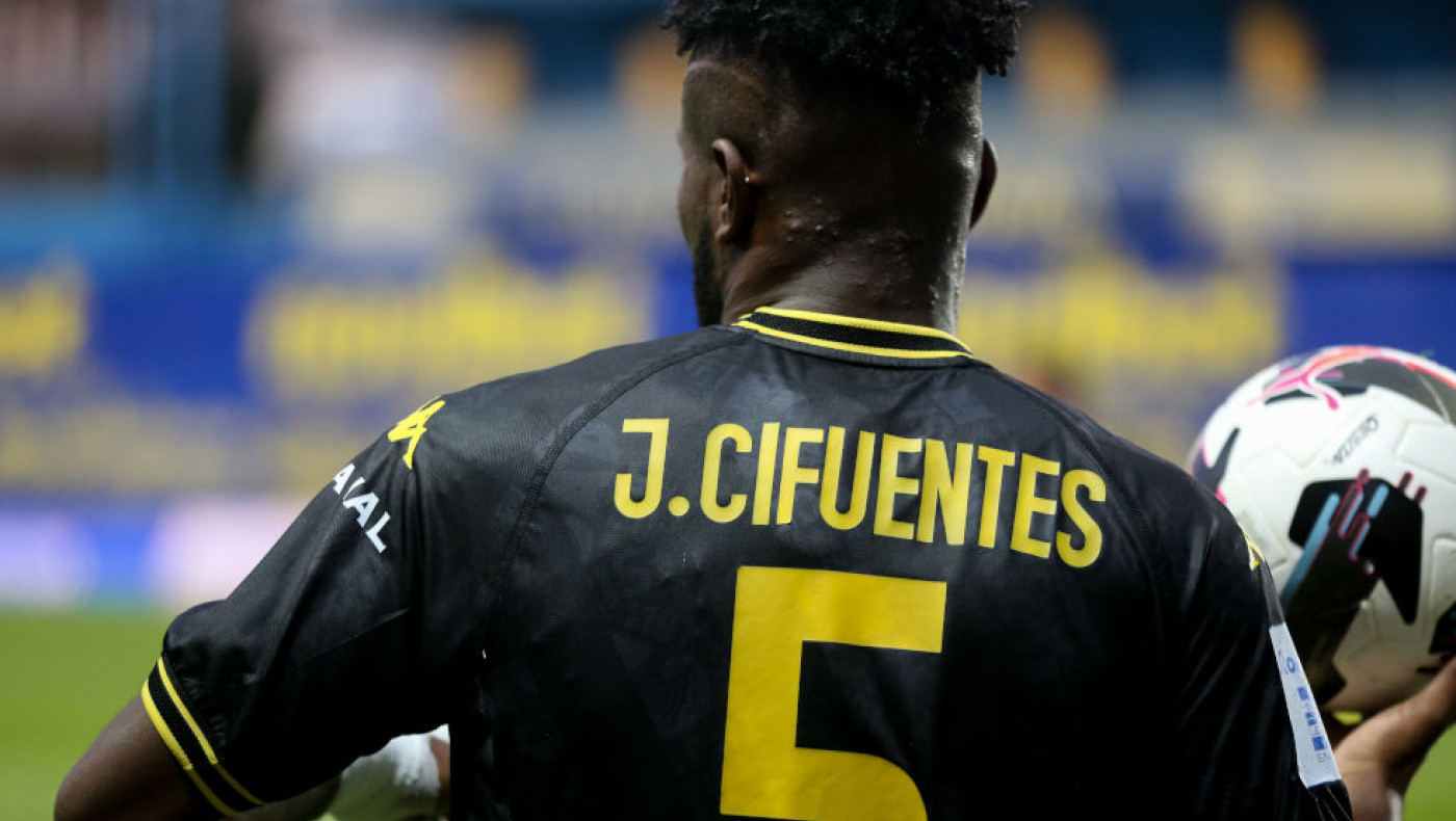 Κουτσιαύτης για τη φάση με Σιφουέντες: «Λανθασμένη απόφαση από διαιτητή και VAR»