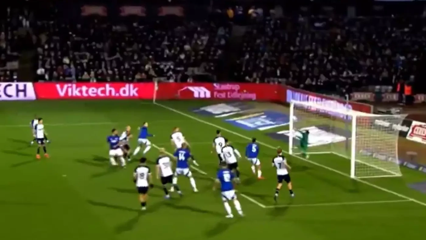 Ο Χατζηδιάκος πέτυχε γκολ από τα αποδυτήρια με τη φανέλα της Κοπεγχάγης