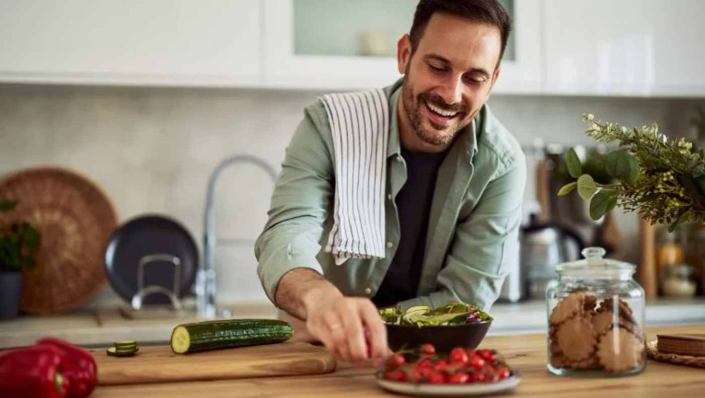 Ρίξτε την κοιλιά με τη «μέθοδο που χορταίνει» – Τι θα τρώτε
