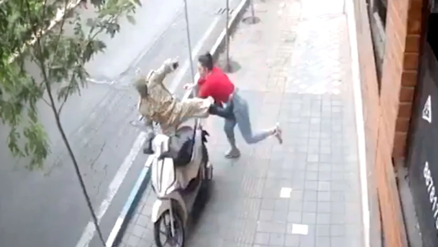 Ιράν: 25χρονη Τουρκάλα παρενοχλήθηκε σεξουαλικά και την συνέλαβαν λόγω χιτζάμπ!