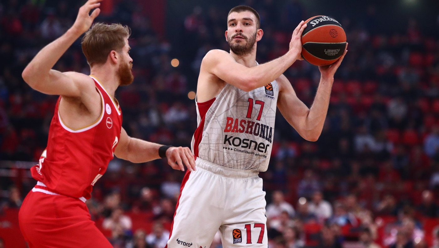 Εύκολη νίκη για τον Ολυμπιακό, 92-69 τη Μπασκόνια