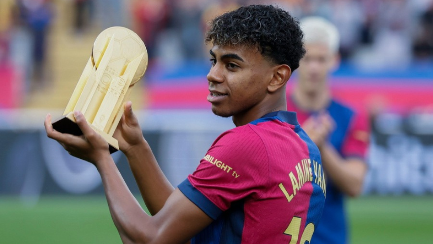 Τι περιμένει η Μπαρτσελόνα για να κάνει εξαετές συμβόλαιο με 1 δις ρήτρα στον Γιαμάλ