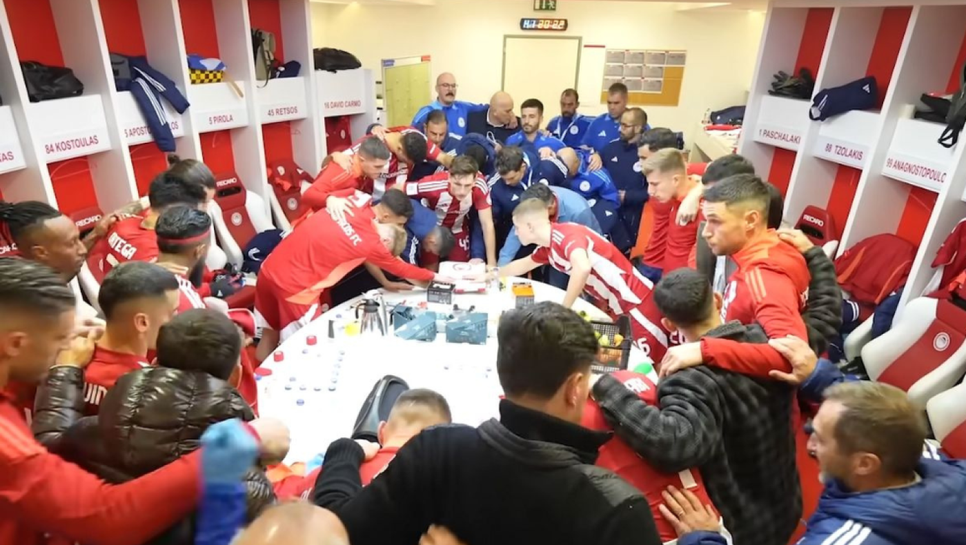 Η ηγετική ομιλία του Ρέτσου πριν το Ολυμπιακός-ΑΕΚ