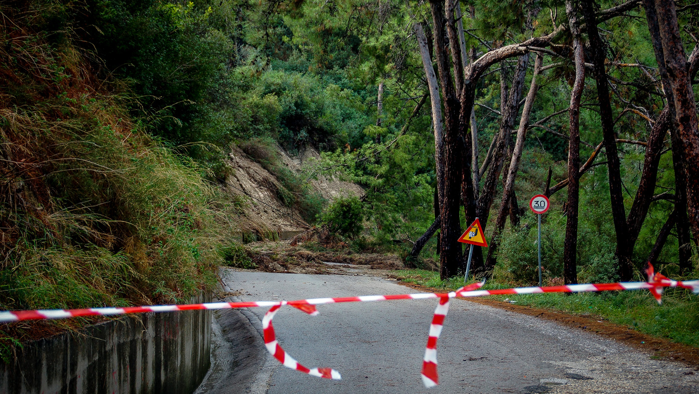 Κακοκαιρία Bora: Κηρύχθηκε σε κατάσταση έκτακτης ανάγκης η Ρόδος