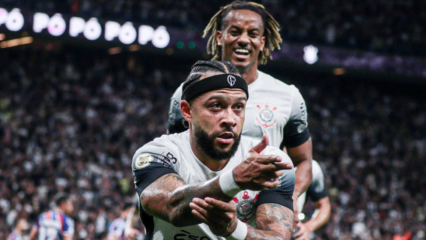 Ο Μέμφις Ντεπάι έβαλε ασύλληπτο γκολ με απευθείας εκτέλεση φάουλ