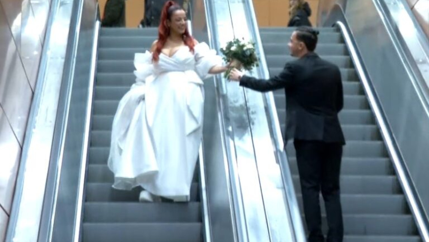 Θεσσαλονίκη: Νεόνυμφοι πήγαν από την εκκλησία στο Μετρό