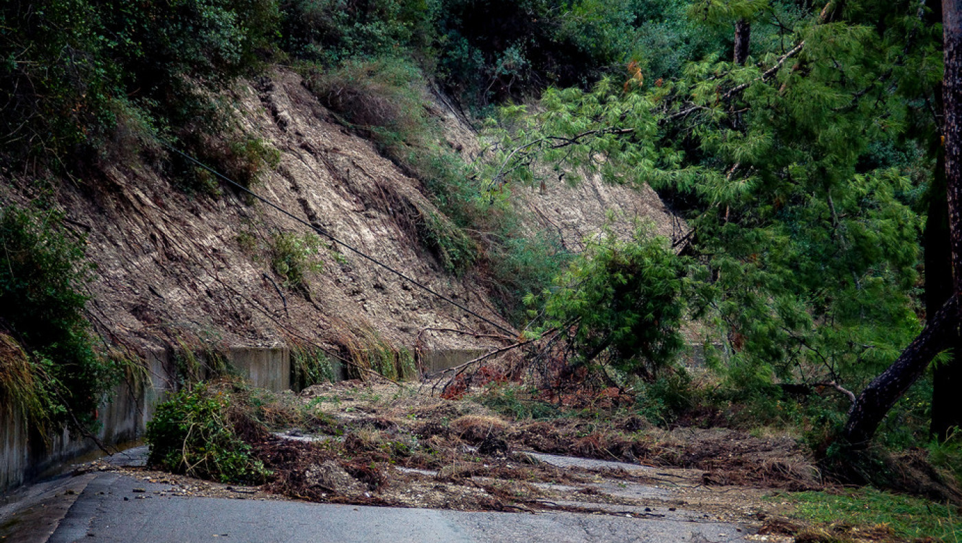 Κακοκαιρία Bora: Απαγόρευση κυκλοφορίας στη Λήμνο-Νέο μήνυμα από το 112