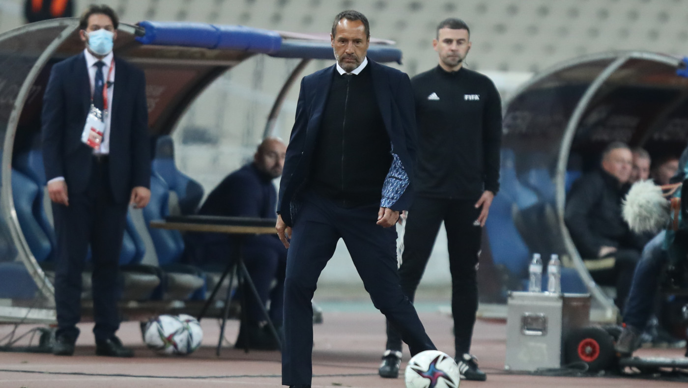 ΒΟΜΒΑ: Τελειώνει ο Μάντζιος, αναλαμβάνει ο  Φαν Σιπ!