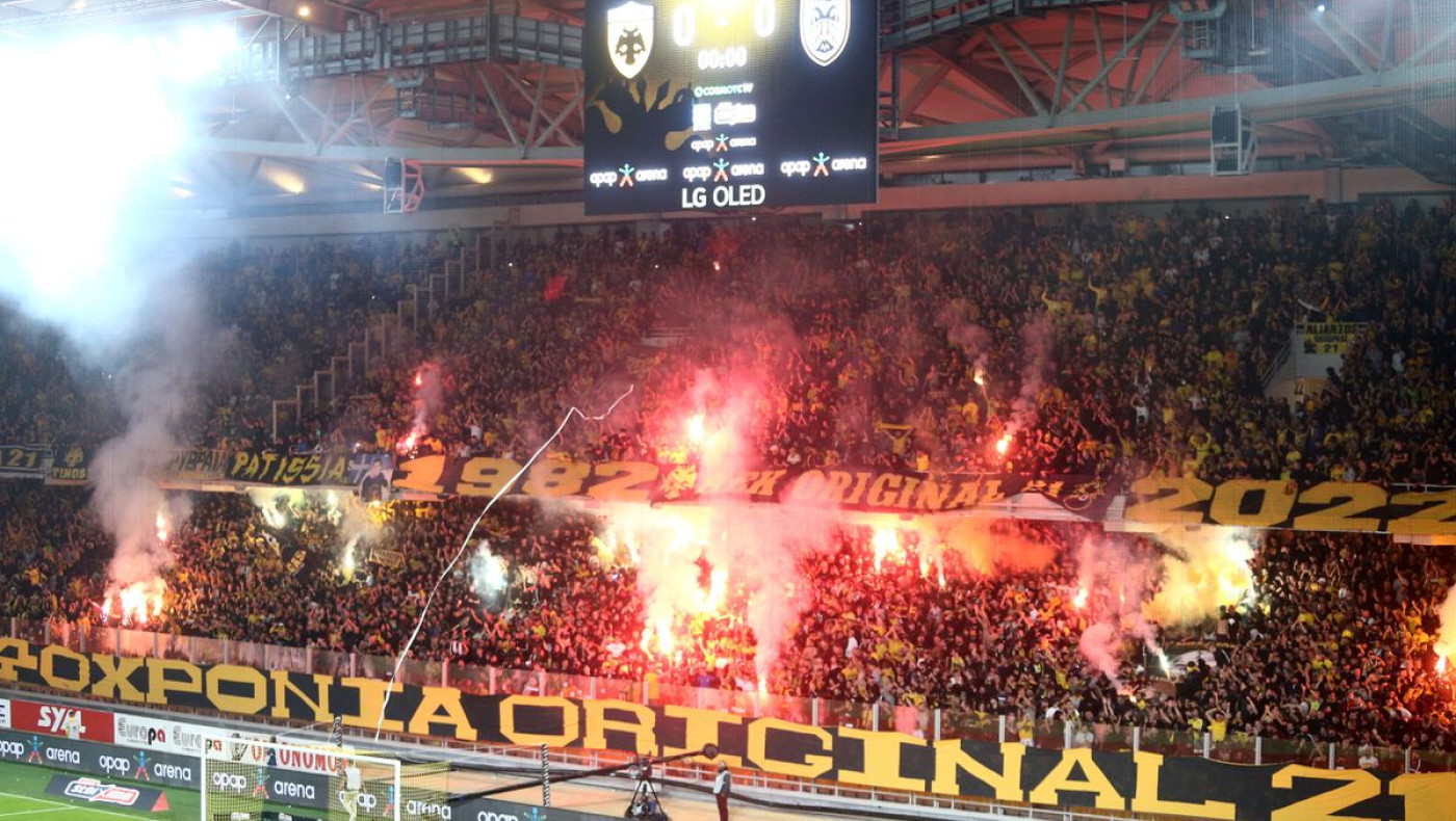 AEK: «Μήνυμα» οπαδών στους παίκτες μέσω Μάνταλου-«Σταματήστε την κατηφόρα»