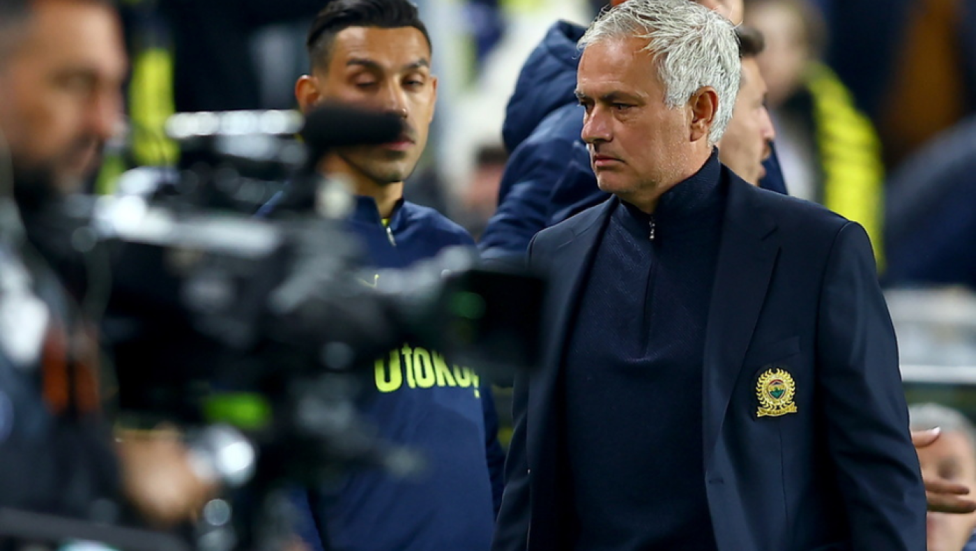 Τι απαντά ο Μουρίνιο για το ενδεχόμενο να φέρει τον Κριστιάνο στη Φενέρ!