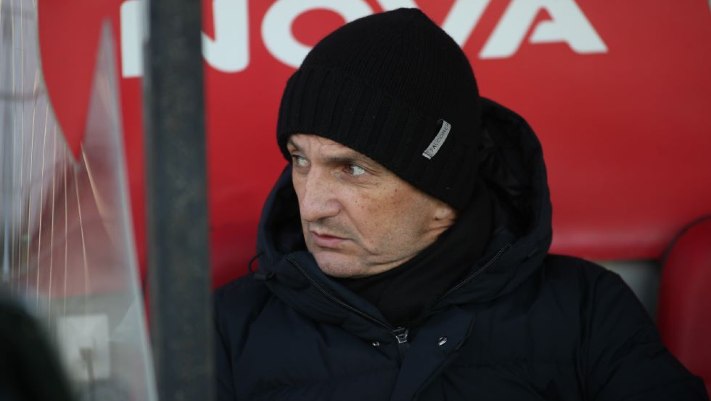 Αλαβάντας: «Απέτυχε ο Λουτσέσκου, έπιασε ταβάνι, δεν μπορεί να δώσει κάτι παραπάνω»