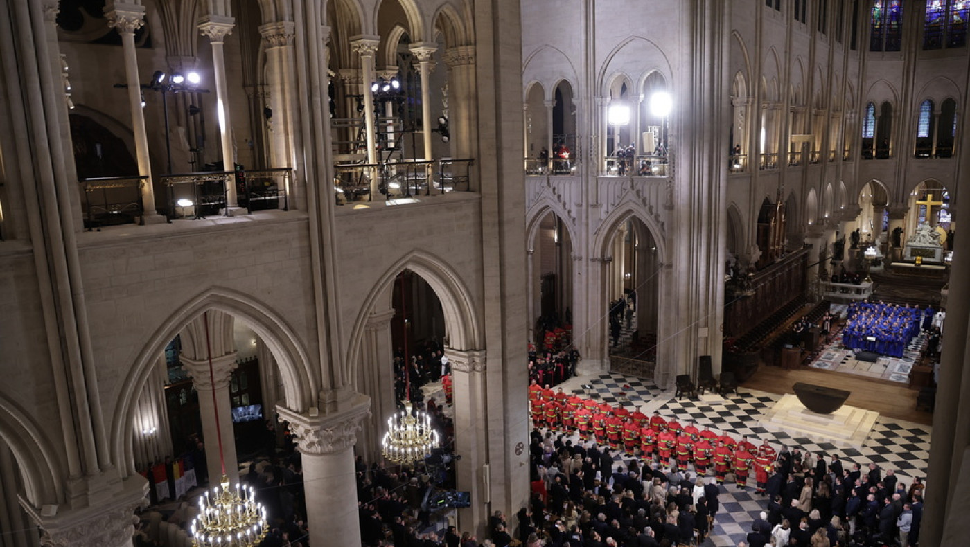 Παναγία των Παρισίων: Η ιστορική «Notre Dame» άνοιξε ξανά τις πύλες της