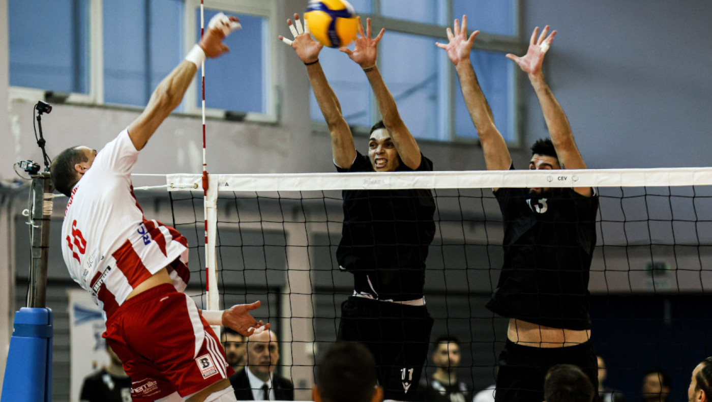 Ο Ολυμπιακός πήρε το League Cup, 3-0 επί του ΠΑΟΚ