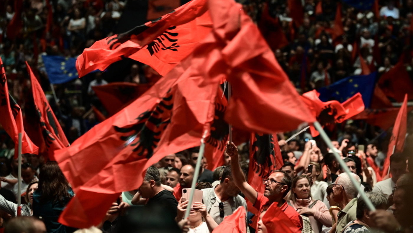 Κάλεσμα Αλβανών για δημόσια συγκέντρωση στον Άλιμο: Γιατί άναψε «κόκκινο» η ΕΛ.ΑΣ.