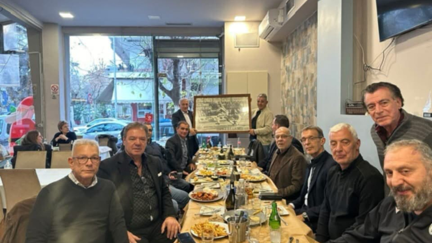 Η μικρή γιορτή για τα γενέθλια του Γιώργου Κούδα