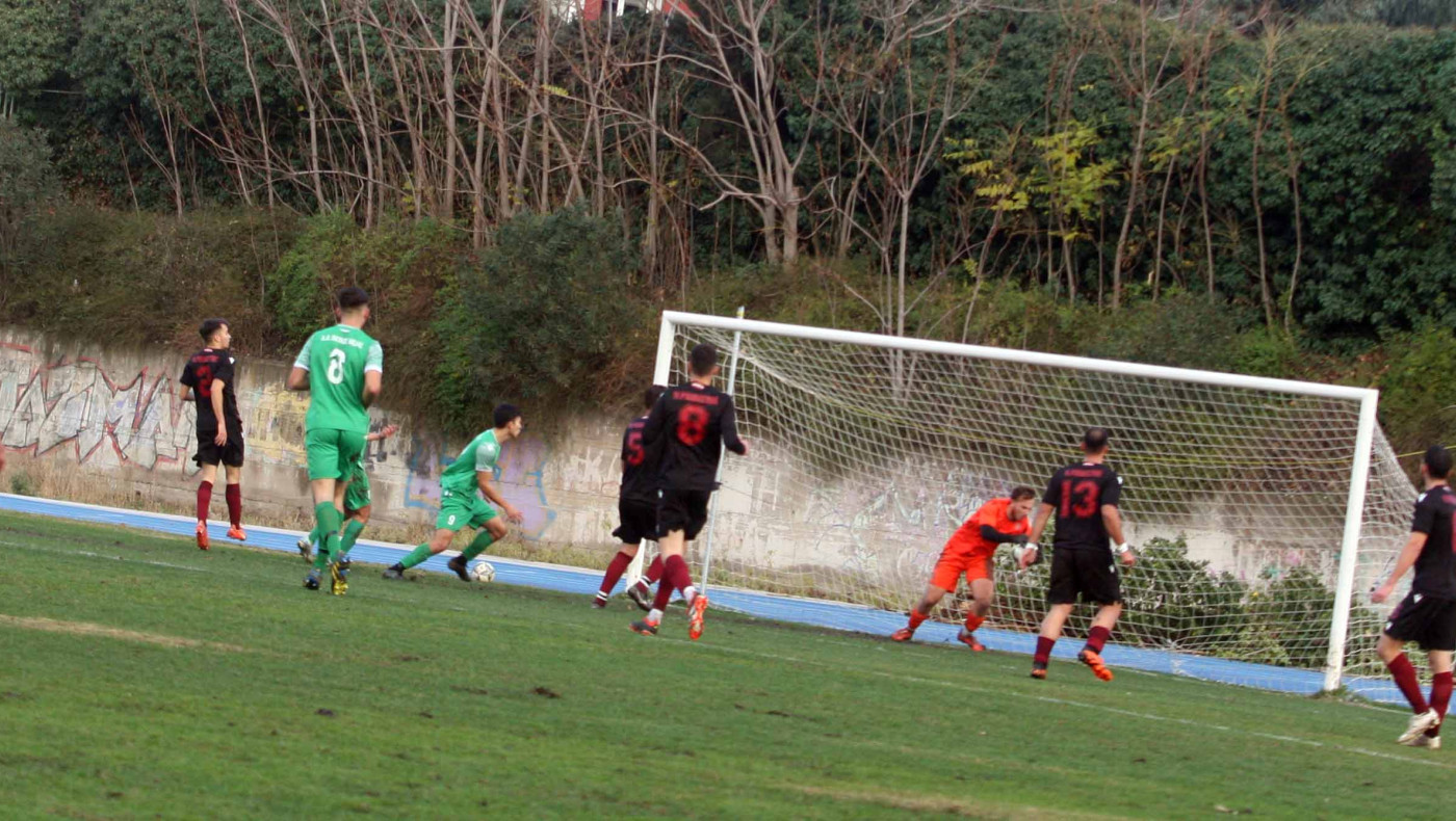 ΕΠΣΜ: Βαθμολογικά ντέρμπι στο πρόγραμμα του σαββατοκύριακου