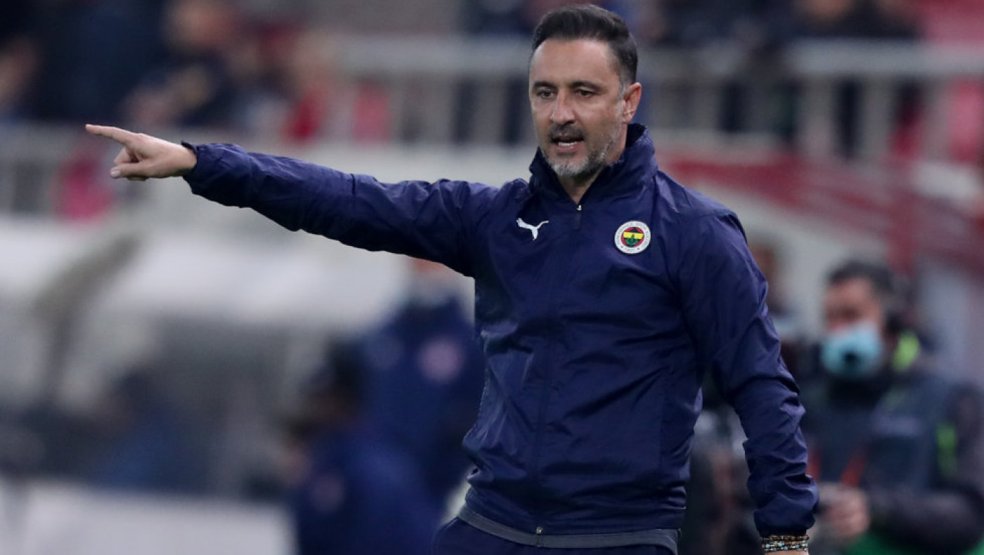 Γουλβς: Ο Περέιρα ανανέωσε έως το 2029