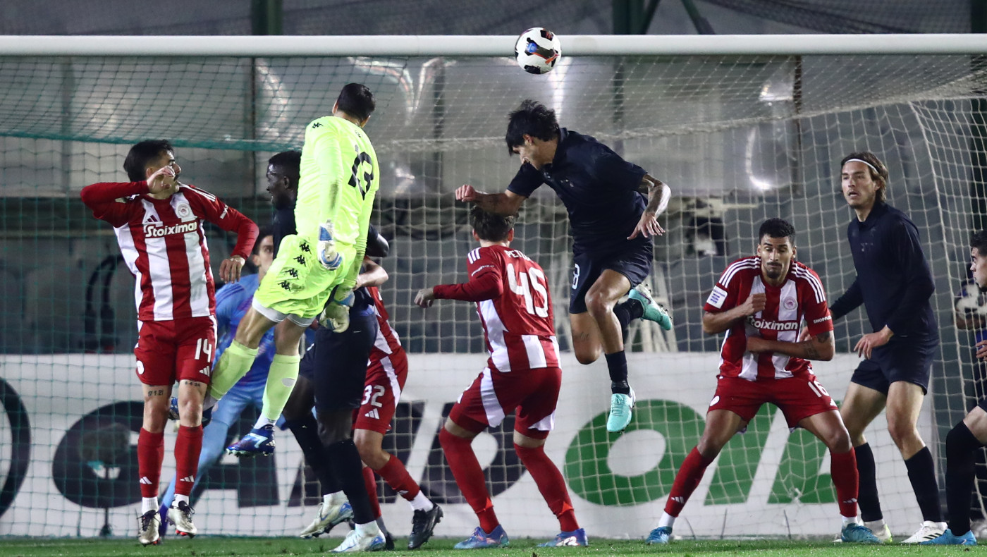 Super League 1: «Ξέρανε» τον Ολυμπιακό η Καλλιθέα στο 92' (vid)