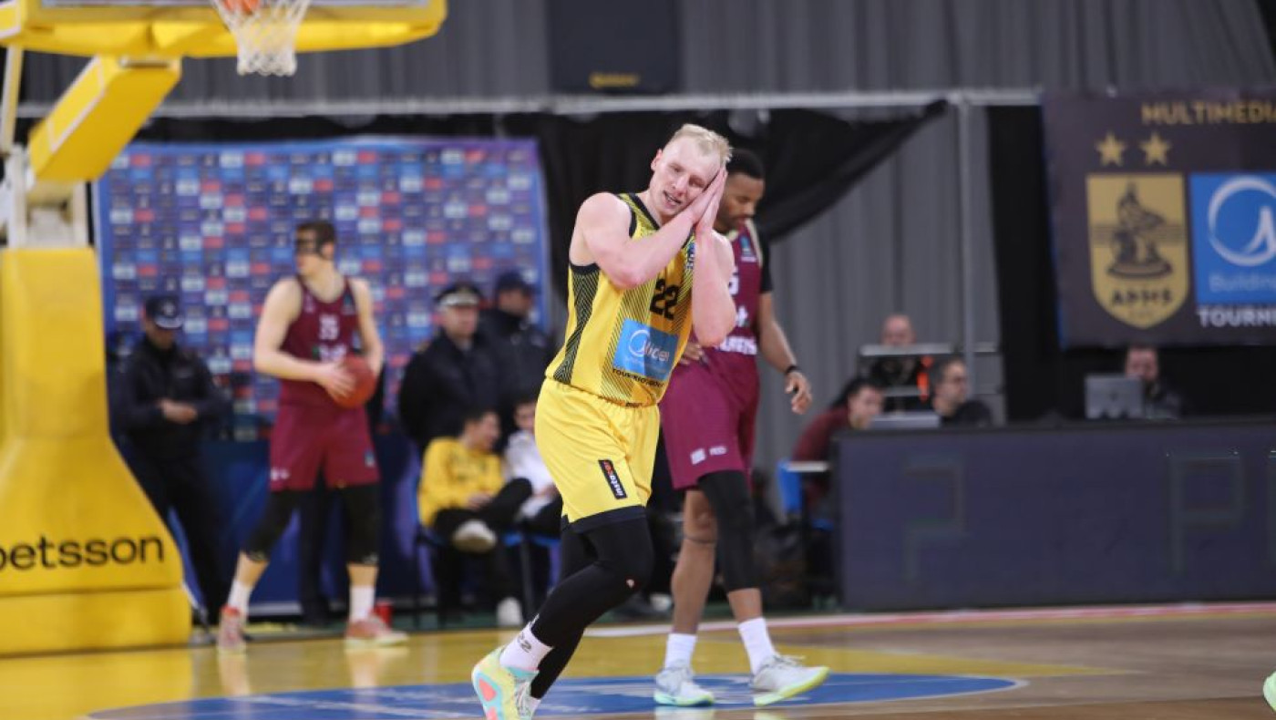 Άρης Midea-Λιετκαμπέλις: Η παρακάμερα του αγώνα