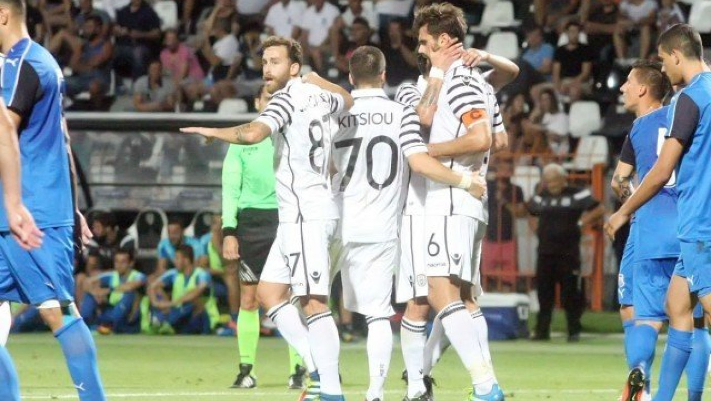 Θολή εικόνα με γκρίζες στιγμές και με χρήσιμα συμπεράσματα