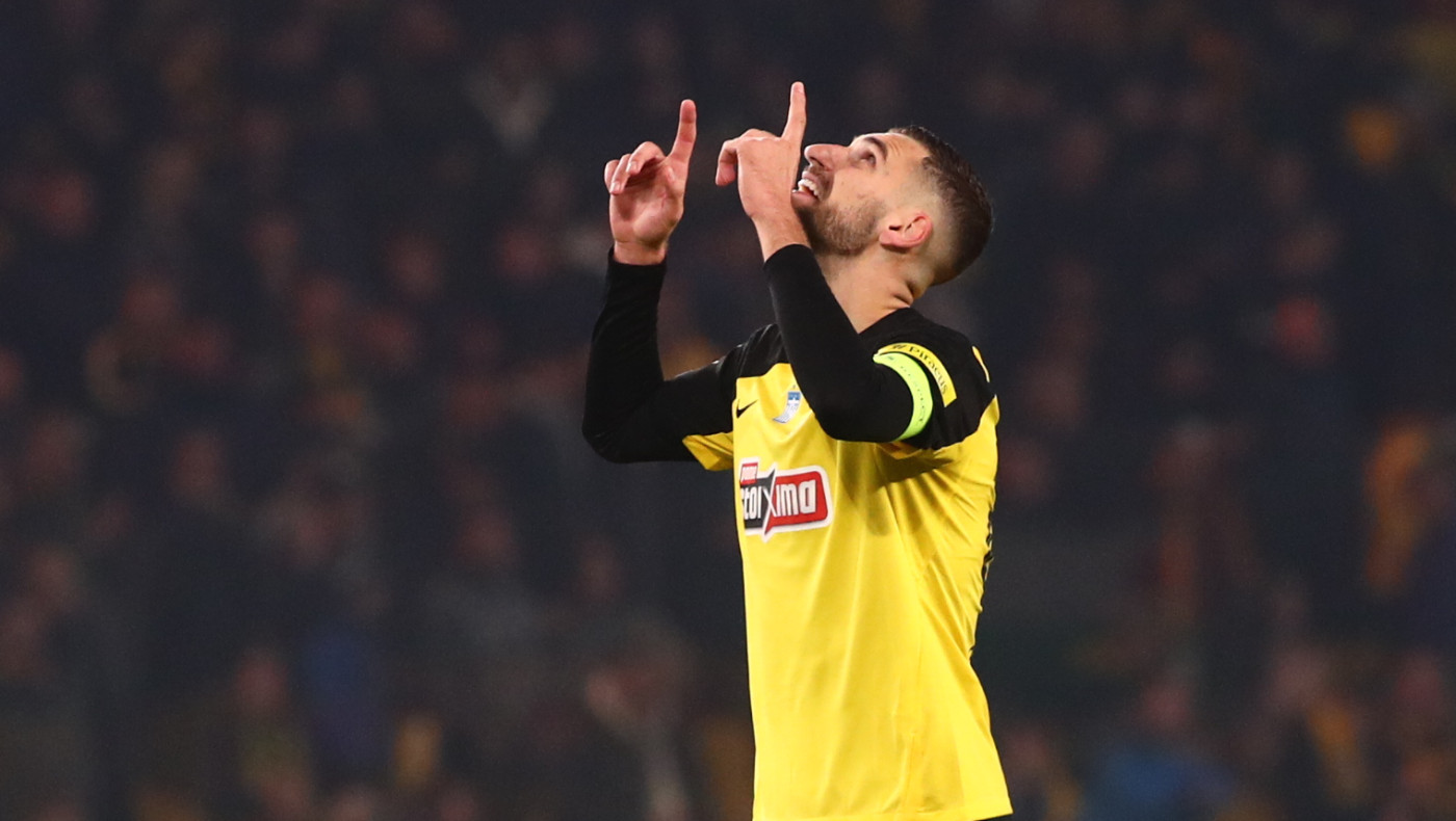 Δώρο ο βαθμός στην ΑΕΚ με την ισοφάριση - επιθετικό φάουλ του Μήτογλου στις καθυστερήσεις!