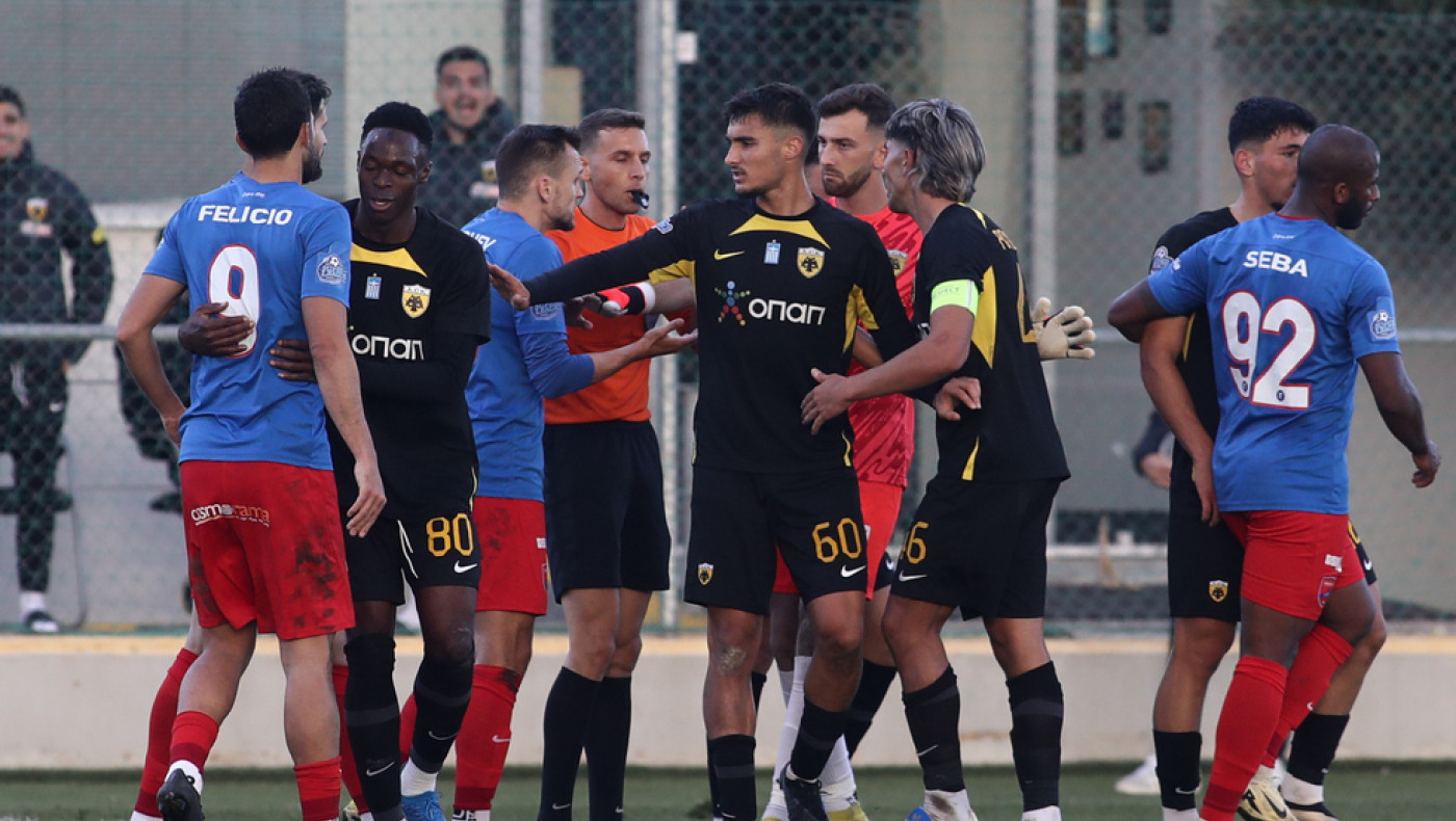 Super League 2: Έχασε έδαφος ο Πανιώνιος, 0-0 με την ΑΕΚ Β