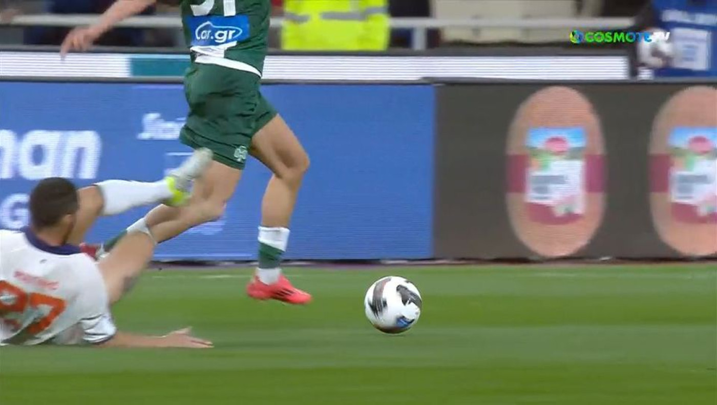 Η φάση που έφερε τη δεύτερη κίτρινη κάρτα και την αποβολή του Μουτίνιο