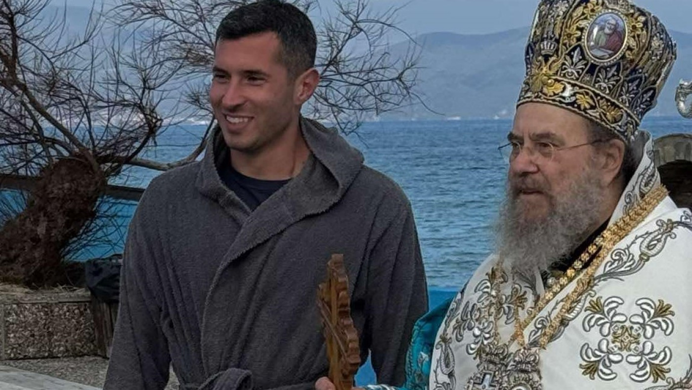 Ιερισσός-Ποδοσφαιριστής του Ποσειδώνα έπιασε τον Σταυρό: «Άξιζε το ρεπό...»