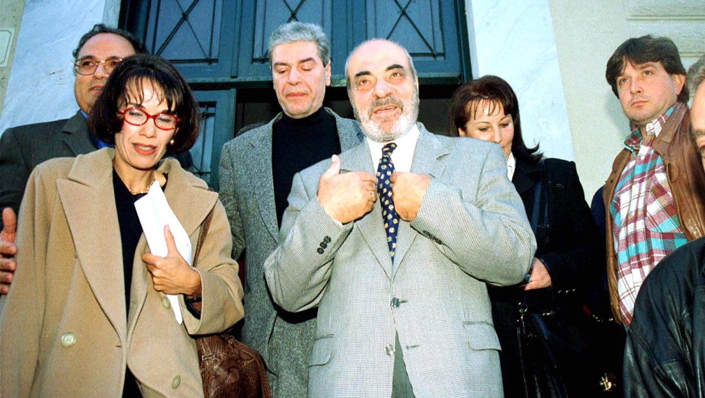 Στέλιος Καζαντζίδης: Αυτό είναι ο φάκελός του στην Ασφάλεια - Ο «κομμουνιστής» και το χασίς