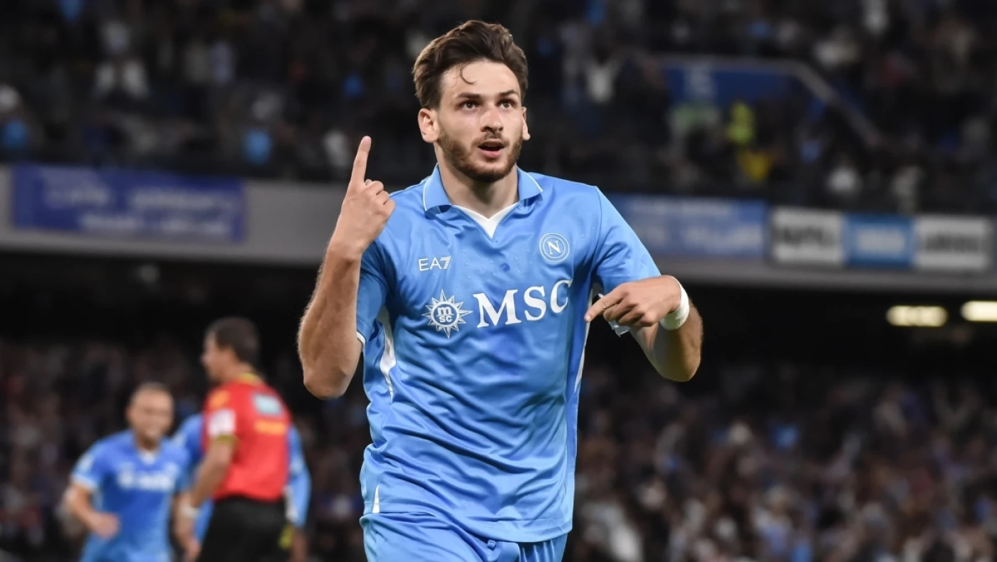 Αφήνει τη Νάπολι για την Παρί ο Κβαρατσχέλια