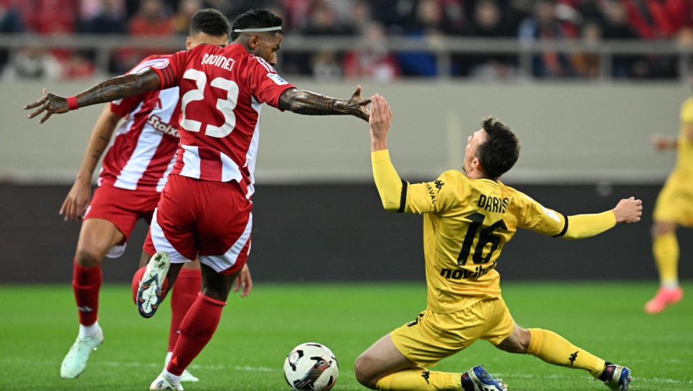 Νέο σκάνδαλο υπέρ του Ολυμπιακού, δεν δόθηκε πεντακάθαρο πέναλτι στον Άρη