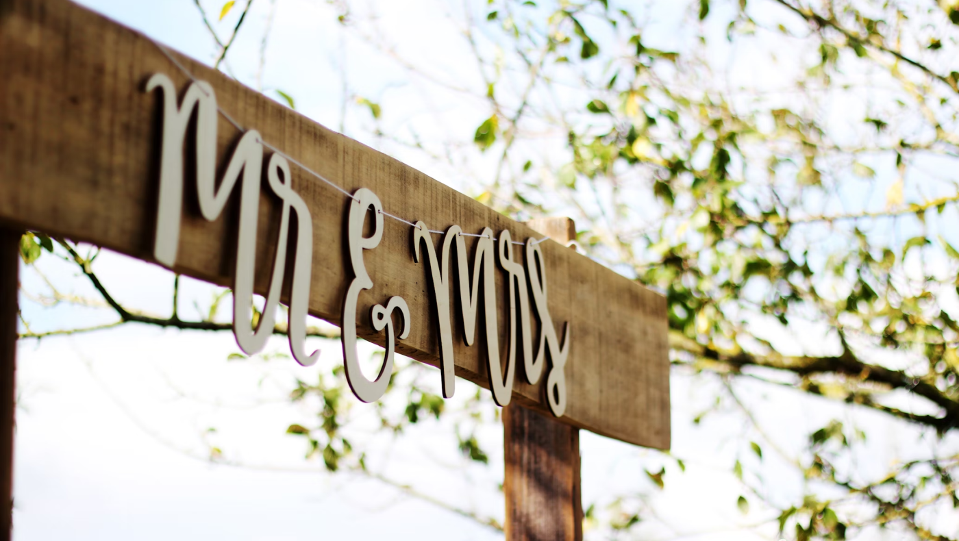 Έκανε πρόταση γάμου αναπαριστώντας σκηνή από διάσημη ταινία!