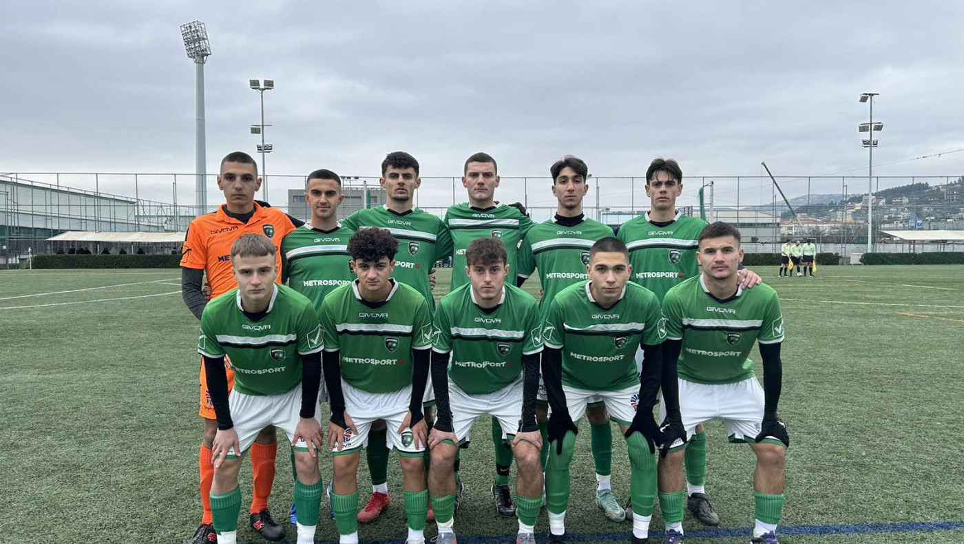 Μακεδονικός Κ19: Νίκη με ανατροπή στο σκορ επί του Καμπανιακού