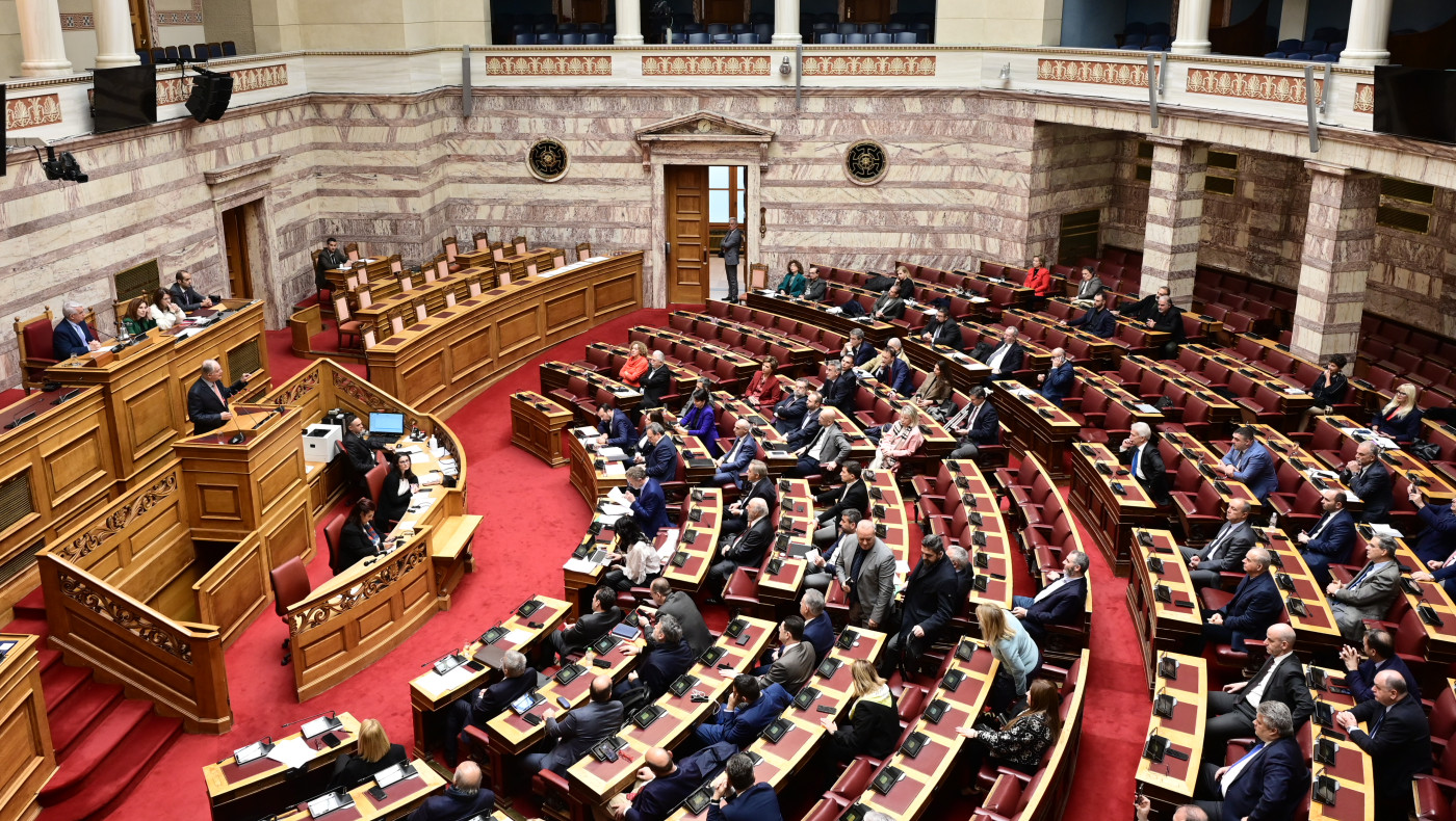 Κρατική επιχορήγηση εκατομμυρίων... για τα 9 κόμματα