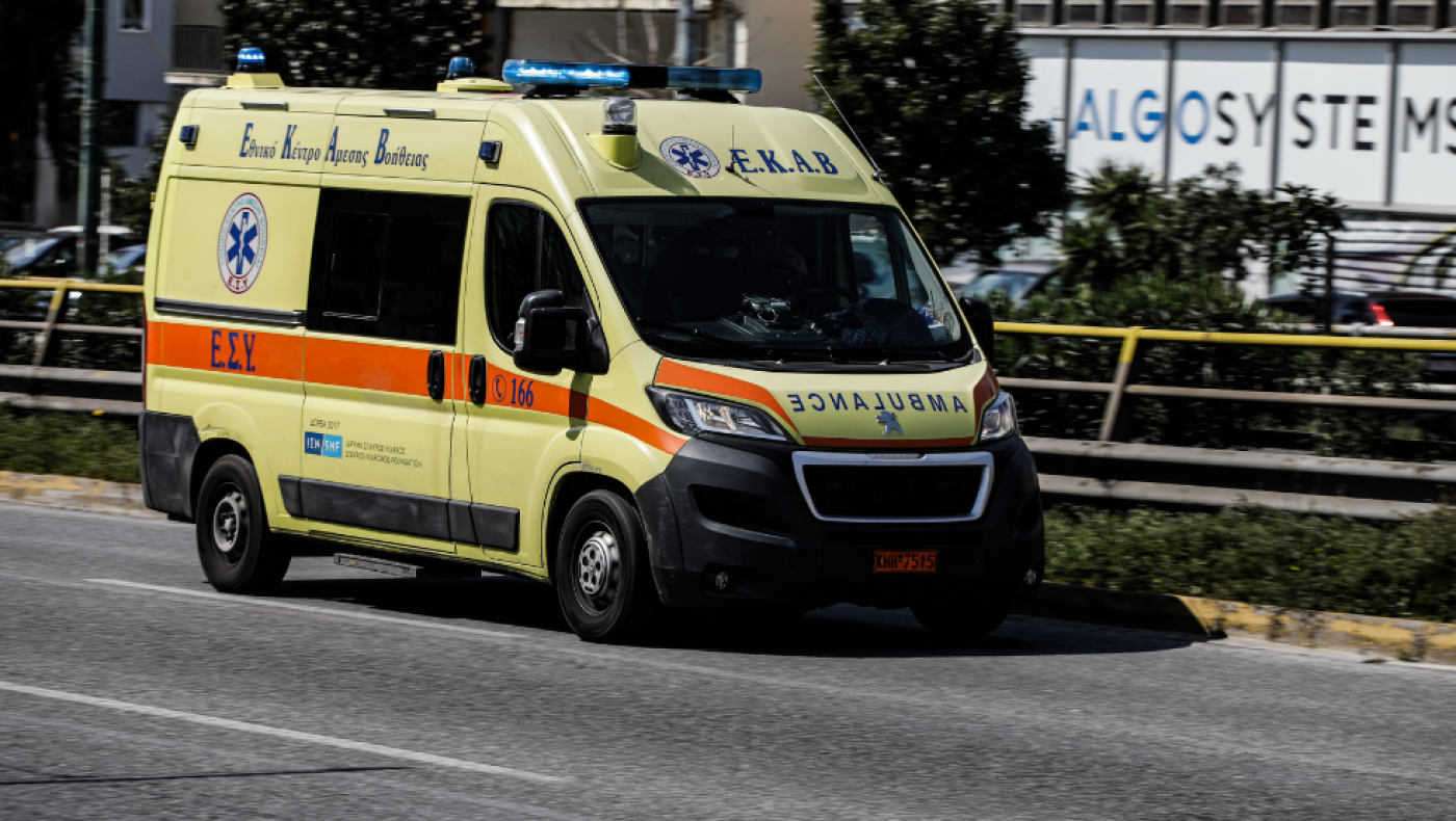 Αταλάντη: Άντρας έπαθε ανακοπή πάνω στο τιμόνι- Κατέληξε ανάμεσα σε δύο καταστήματα