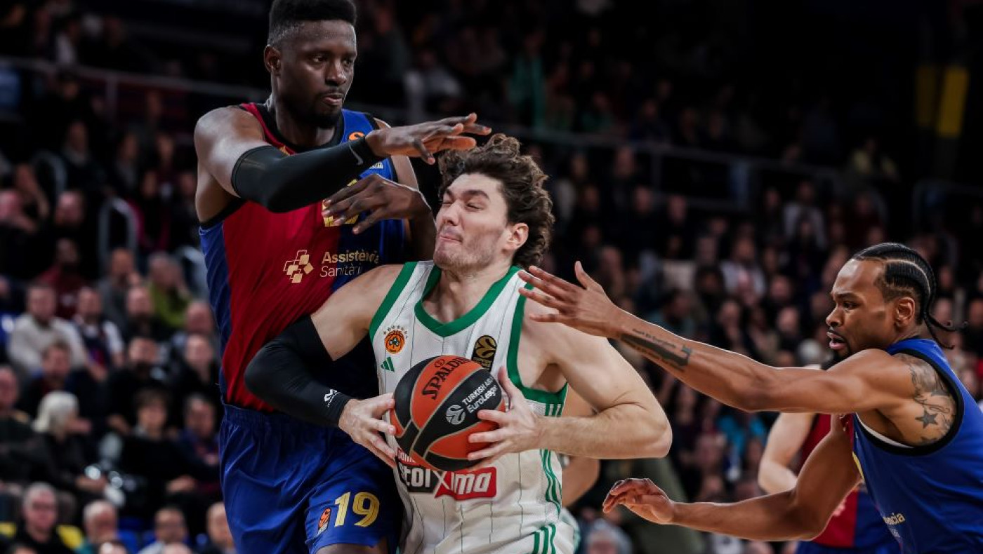 Πεναρόγια για Αταμάν: «Δεν ξέρω τι ματς είδε»