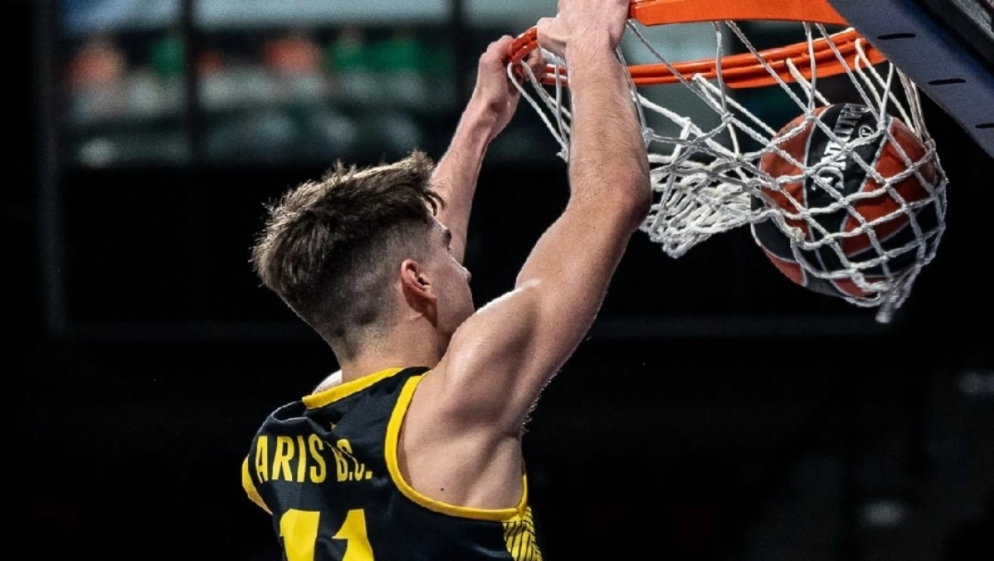 Επική νίκη του Άρη κόντρα στην Τσεντεβίτα με ανατροπή από το -20